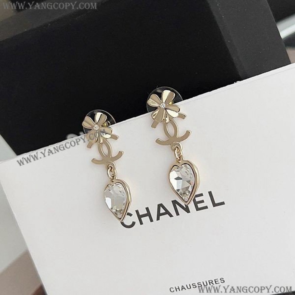 シャネル スーパーコピー ピアス CC ロゴ ハート パール shb23940
