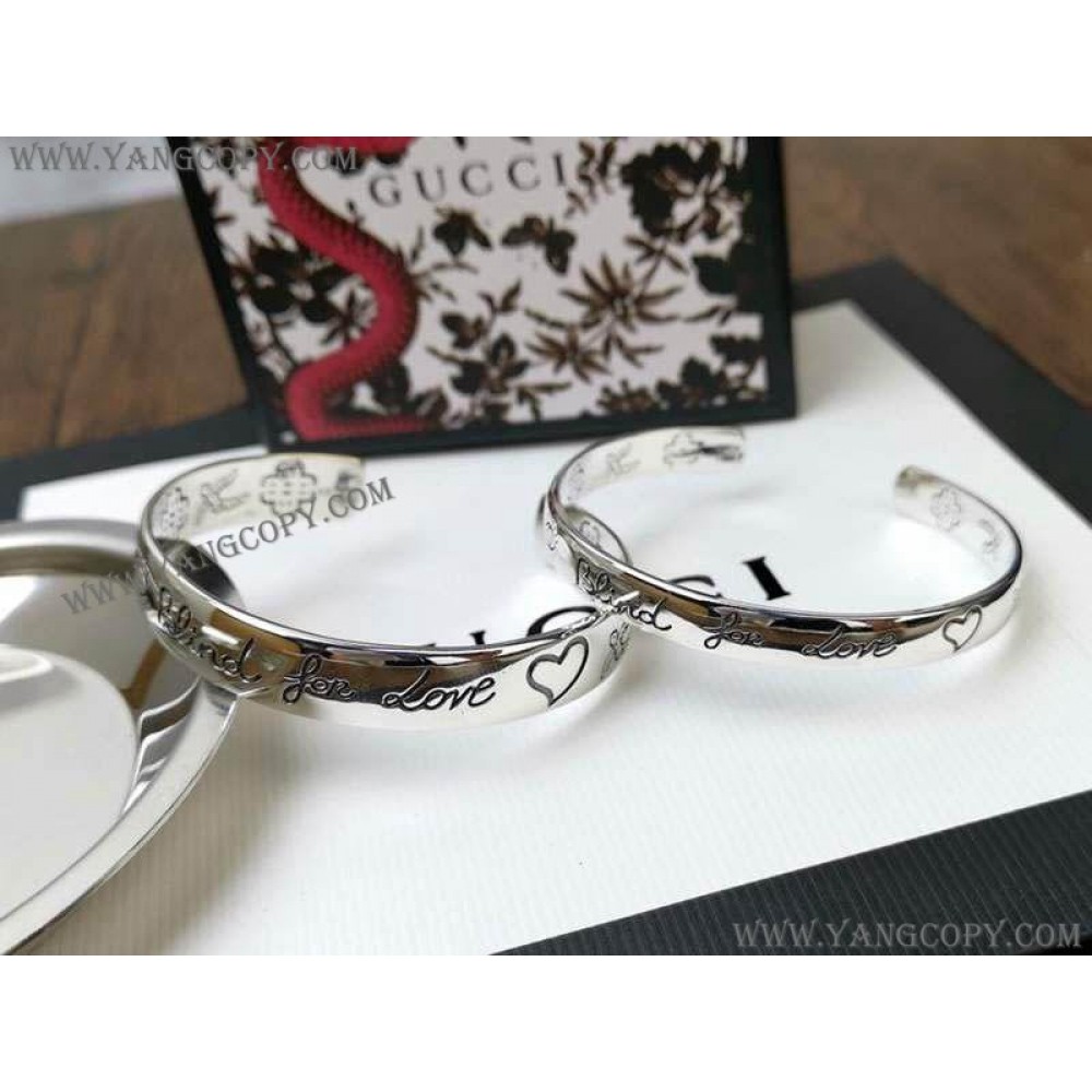 グッチ 偽物 Blind For Love シルバーブレスレット guv09498