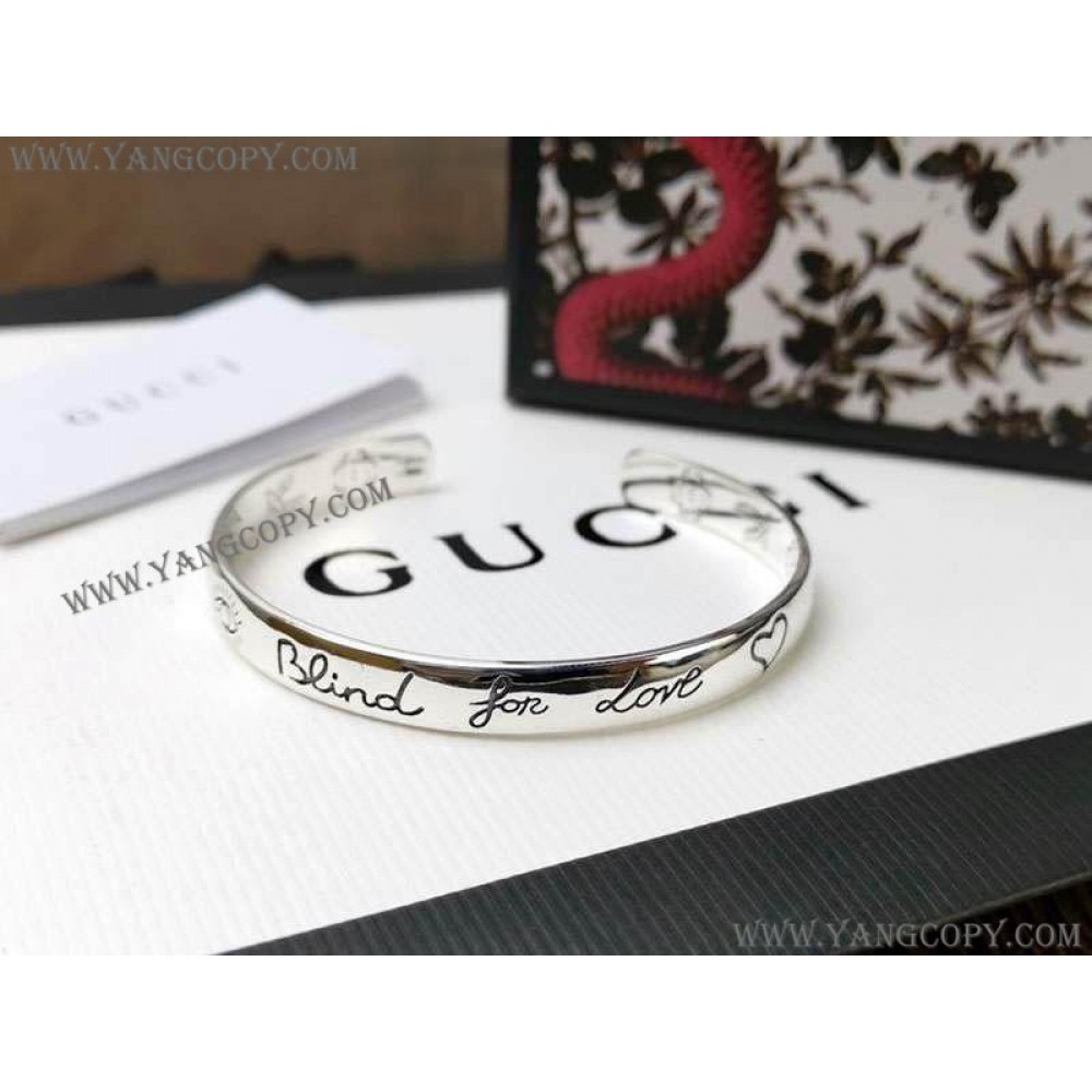 グッチ 偽物 Blind For Love シルバーブレスレット guv09498