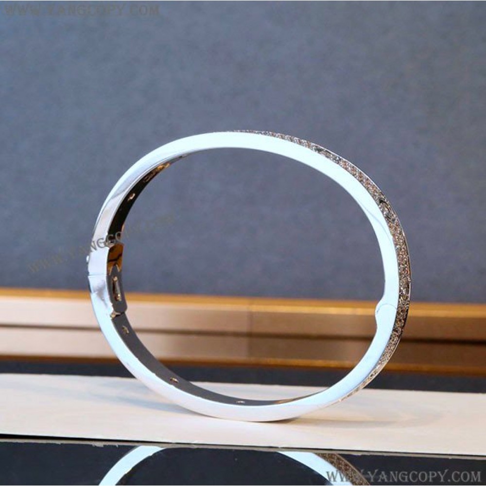 カルティエ スーパーコピー LOVE パヴェダイヤモンド ブレスレット kax52757