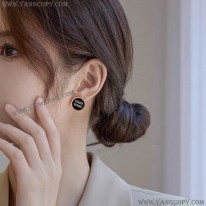 ミュウミュウ   ロゴ ピアス コピー myz05640