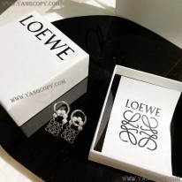 ロエベ スーパーコピー アナグラム スタッド パールピアス lot60538