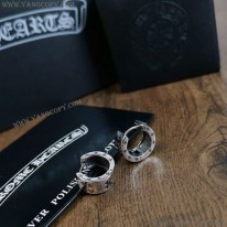 クロムハーツ コピー ピアス ナローVバンド イアリンング片耳 Kut13156
