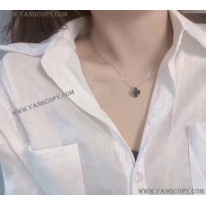 ヴァン クリーフ＆アーペル スーパーコピー ヴィンテージ アルハンブラ ペンダント vay93969