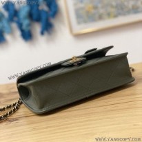 シャネル 偽物 クラシック ショルダーバッグ shd26842