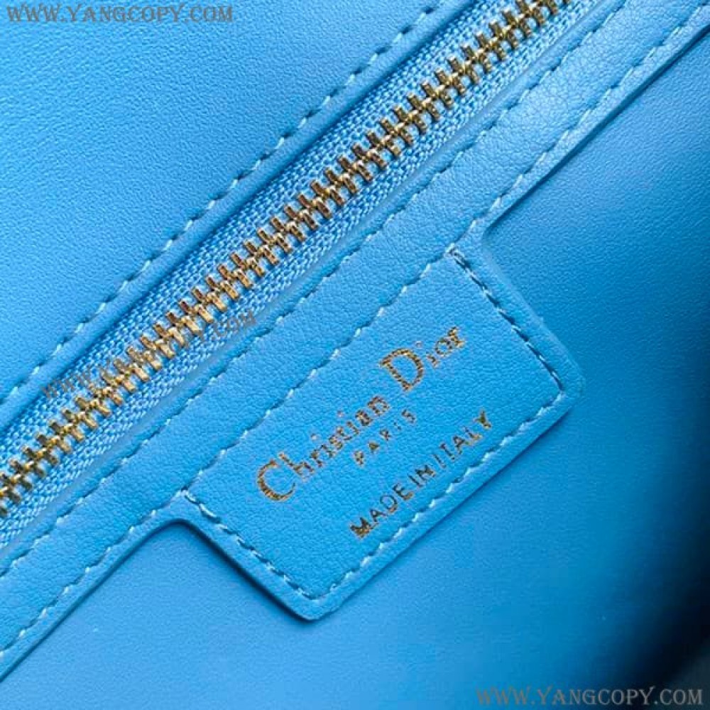 ディオール 偽物 CARO ミディアムバッグ ショルダー M9242UWHC_M01Z