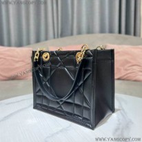 ディオール スーパーコピー エッセンシャル スモールトートバッグ M8720OZVJ_M900