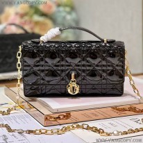 ディオール スーパーコピー カナージュ パテントカーフスキン チェーン ショルダーバッグ der39526