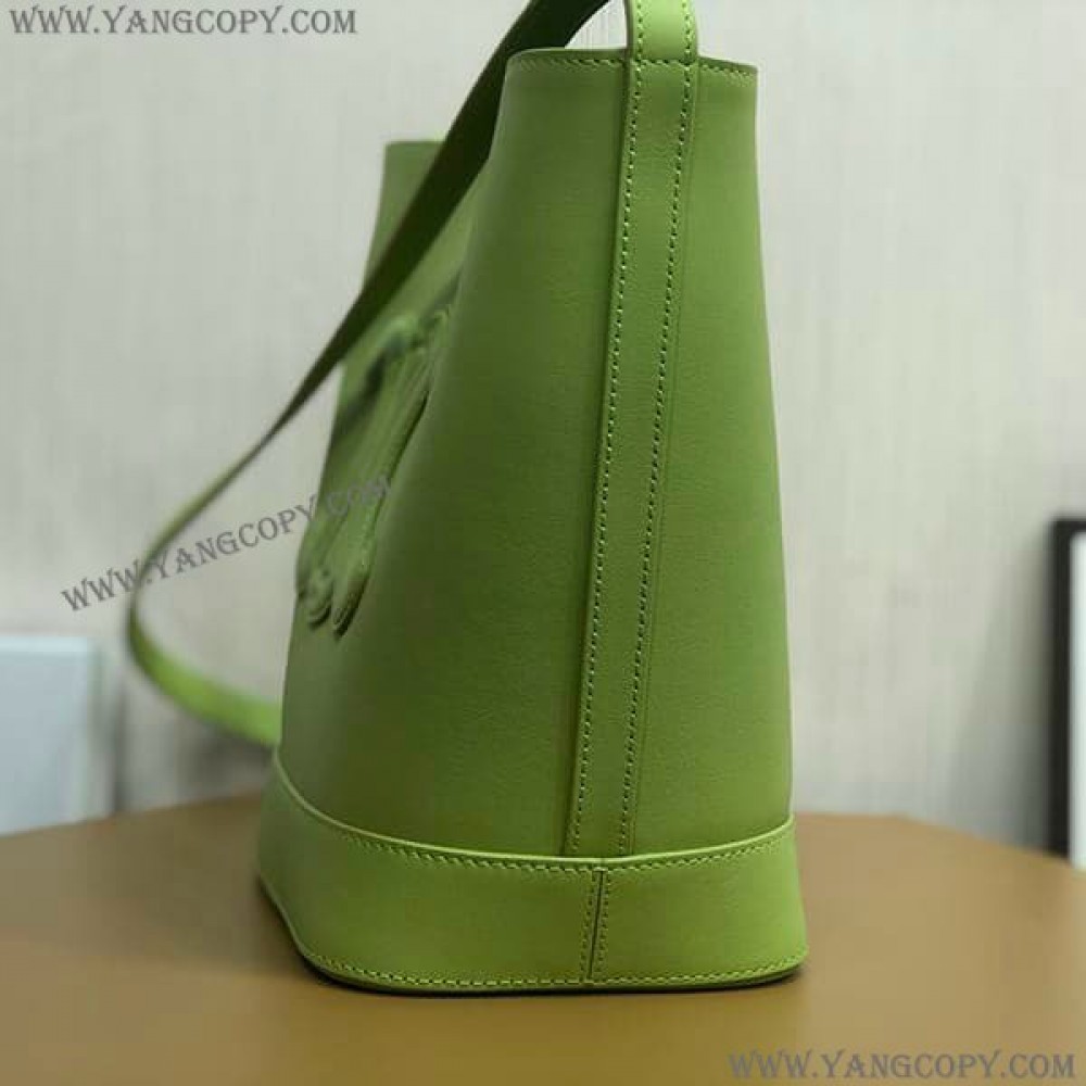 セリーヌ スーパーコピー Cuir トリオンフ スモール バケットバッグ Cet34265