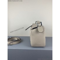 ロエベ 偽物 パズルバッグ トリカラー ショルダーバッグ loj93079