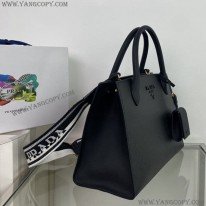 プラダ スーパーコピー モノクローム サフィアーノレザー トートバッグ pug81598