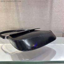 プラダ 偽物 フラップ付きクレオショルダーバッグ 稀少 pup35338