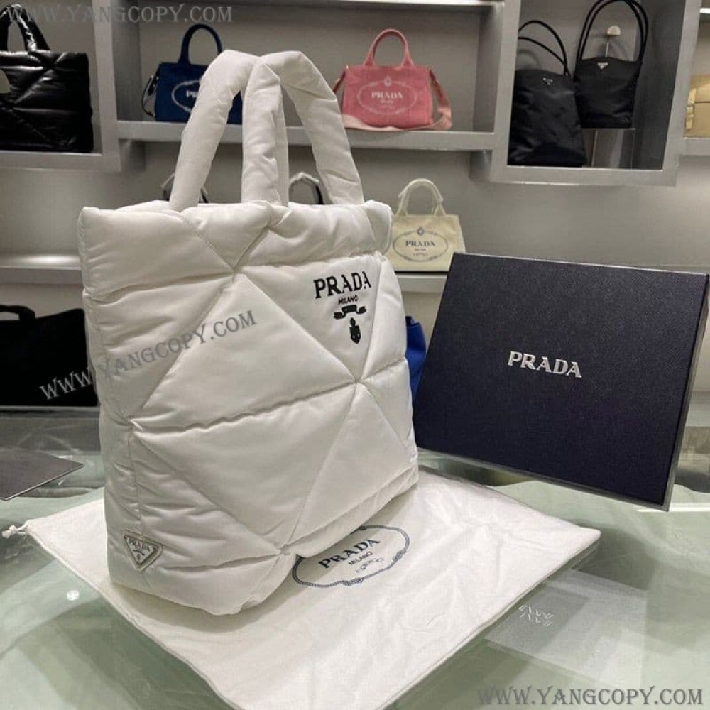 プラダ コピー パデッド Re Nylon トートバッグ リナイロン pug24528