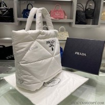 プラダ コピー パデッド Re Nylon トートバッグ リナイロン pug24528