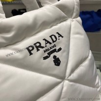 プラダ コピー パデッド Re Nylon トートバッグ リナイロン pug24528