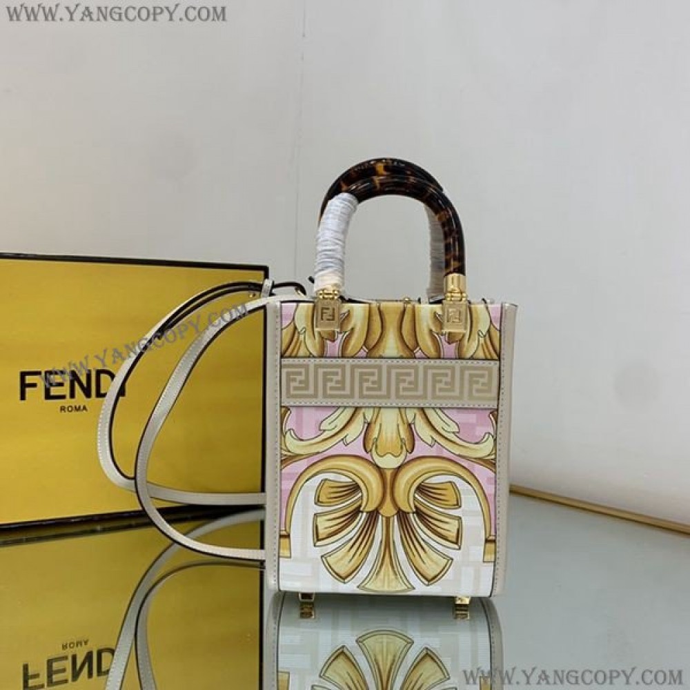 フェンディ スーパーコピー ×ヴェルサーチェ Fendace Sunshine Mini ショッパーバッグ FD8051
