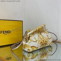 フェンディ コピー ヴェルサーチェ 激安フェンダーチェ コラボ ショルダーバッグ feu08979