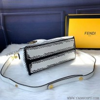 フェンディ 偽物 バイ ザ ウェイ ミディアム レザー ボストンバッグ fed64839