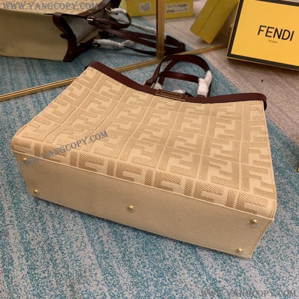 フェンディ 偽物 ピーカブー エックストート キャンバス バッグ fej50362
