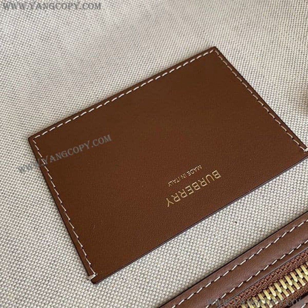 バーバリー 偽物 ミディアム モノグラムモチーフレザー トート Bae48600