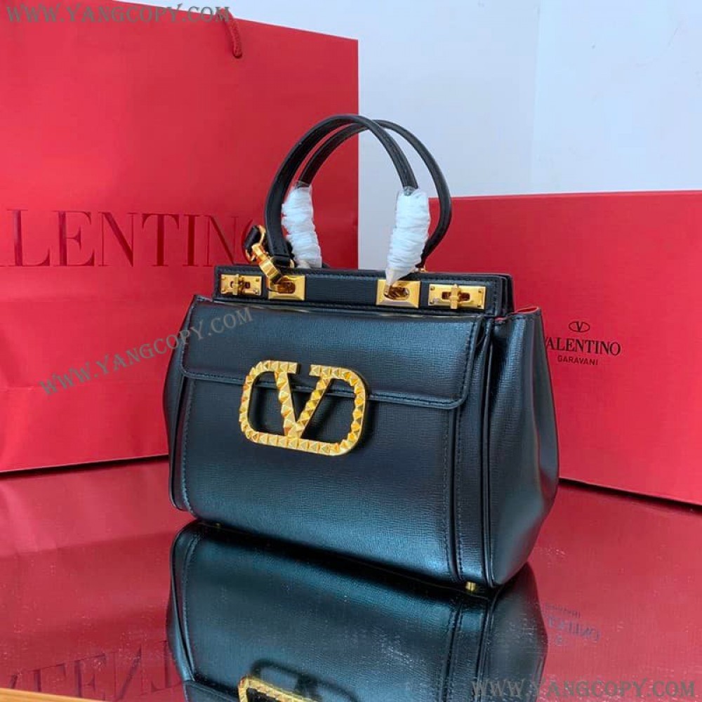 ヴァレンティノ 偽物 ハンドバッグ ROCKSTUD ALCOVE Vup11436