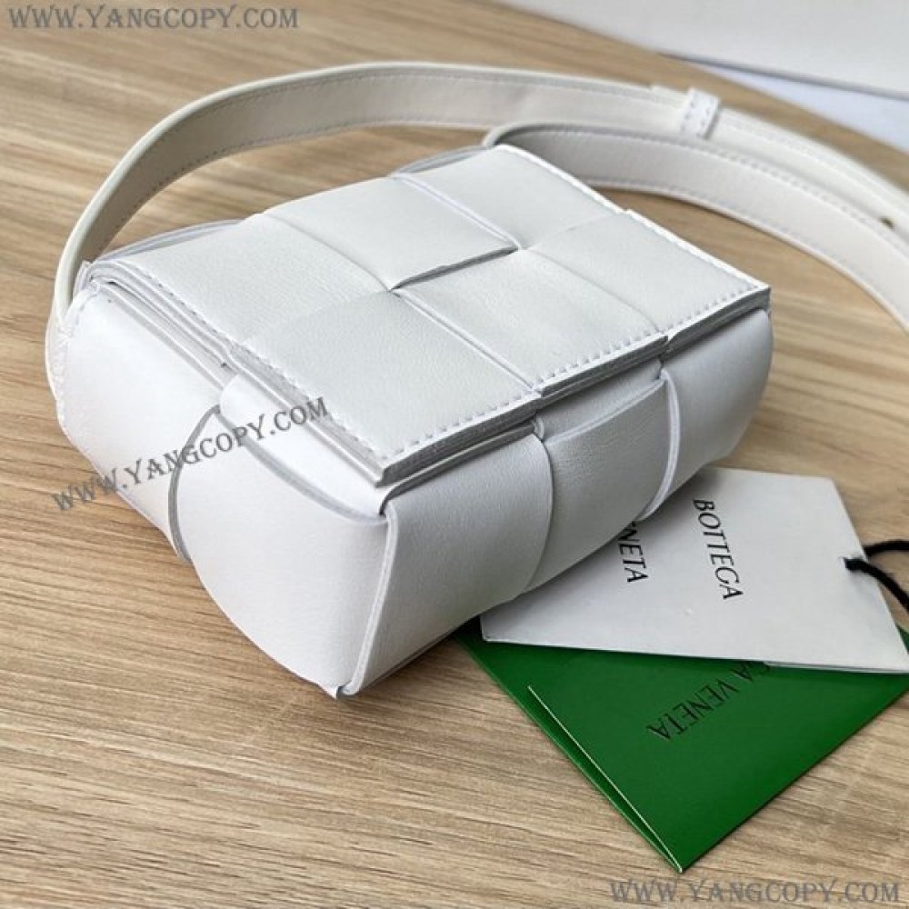 ボッテガ ヴェネタ スーパーコピー キャンディー カセット クロスボディミニバッグ box20608