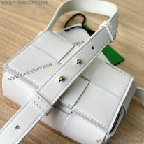 ボッテガ ヴェネタ スーパーコピー キャンディー カセット クロスボディミニバッグ box20608
