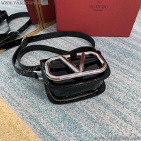 ヴァレンティノ 偽物 ショルダーバッグ VEE レザー クロスボディバッグ Vul83278