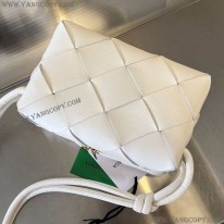 ボッテガ ヴェネタ スーパーコピー カセット スモール ショルダーバッグ bov05298
