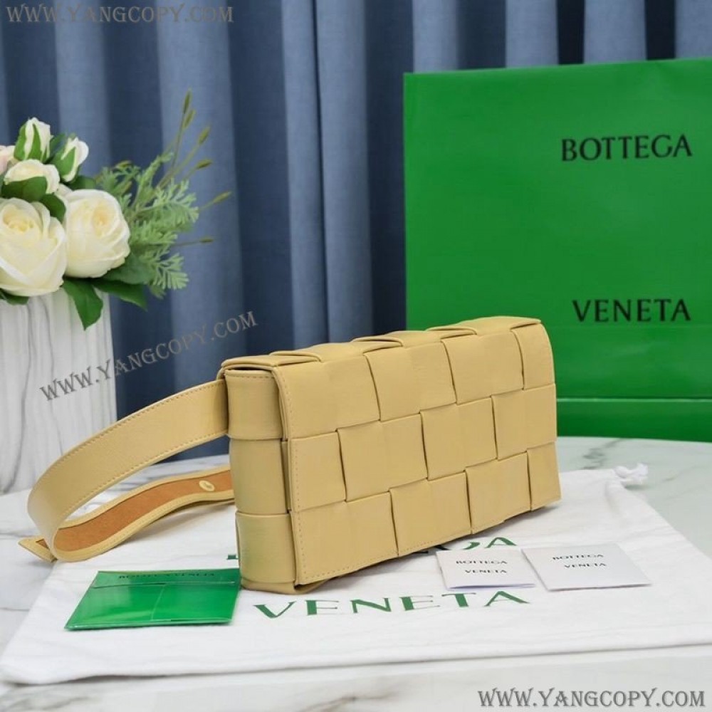 ボッテガ ヴェネタ コピー カセット クロスボディバッグ box14300