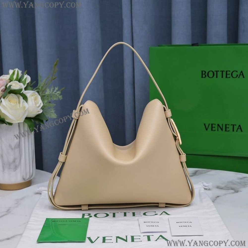 ボッテガ ヴェネタ 偽物 クレードル スモールショルダーバッグ ポリッジ bow19654