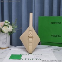 ボッテガ ヴェネタ 偽物 クレードル スモールショルダーバッグ ポリッジ bow19654