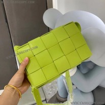 ボッテガ ヴェネタ スーパーコピー カセット クロスボディバッグ bow94018
