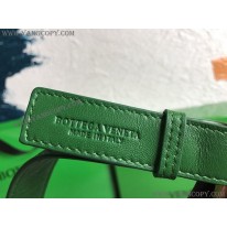 ボッテガ ヴェネタ 偽物 パデッドカセット ショルダーバッグ グリーン boz19602