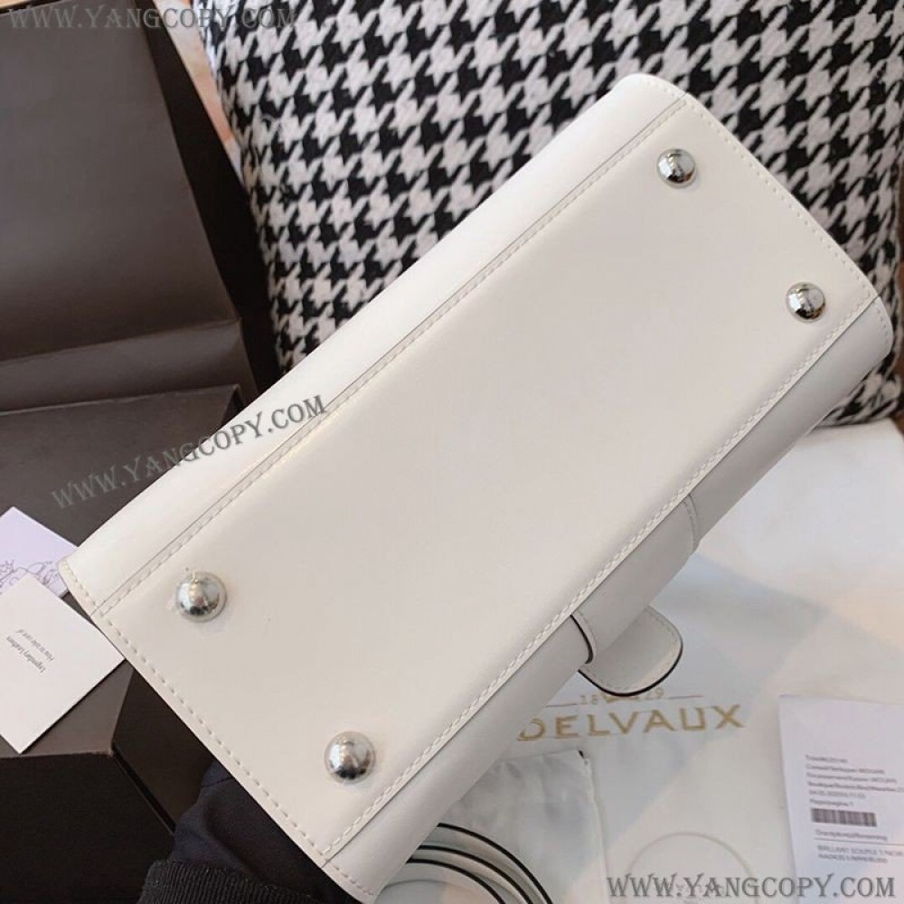 デルヴォー スーパーコピー ハンドバッグ ブリヨン Ivoryステッチ ミディアムハンドバッグ Deg55640