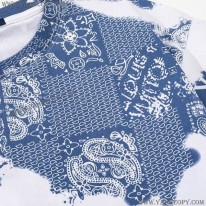 ルイヴィトン 偽物 Tシャツ モノグラム バンダナモチーフ 1AA5F4