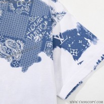 ルイヴィトン 偽物 Tシャツ モノグラム バンダナモチーフ 1AA5F4