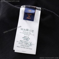 ルイヴィトン コピー LVコートオブアームシグネチャーTシャツ vux96537