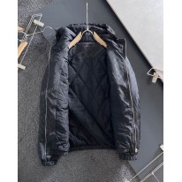 ルイヴィトン 偽物 ダミエアズールボンバージャケット vuw82989