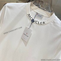 モンクレール スーパーコピー 衿にレタリング付きTシャツ mog49139