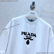 プラダ 偽物 刺繍入り インターロック クロップドTシャツ ショート 3560AR 103H