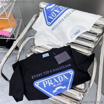 プラダ 偽物 シンプル 刺繍ロゴ コットン Ｔシャツ 2色 pue33533