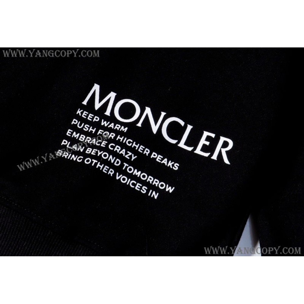 モンクレール パーカー ビッグロゴ フーディ mob04949