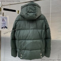 プラダ スーパーコピー メンズ ロゴ フード付 ダウンジャケット puz51955