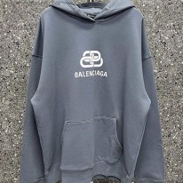 バレンシアガ スーパーコピー ロゴ入りフードパーカー bab37648