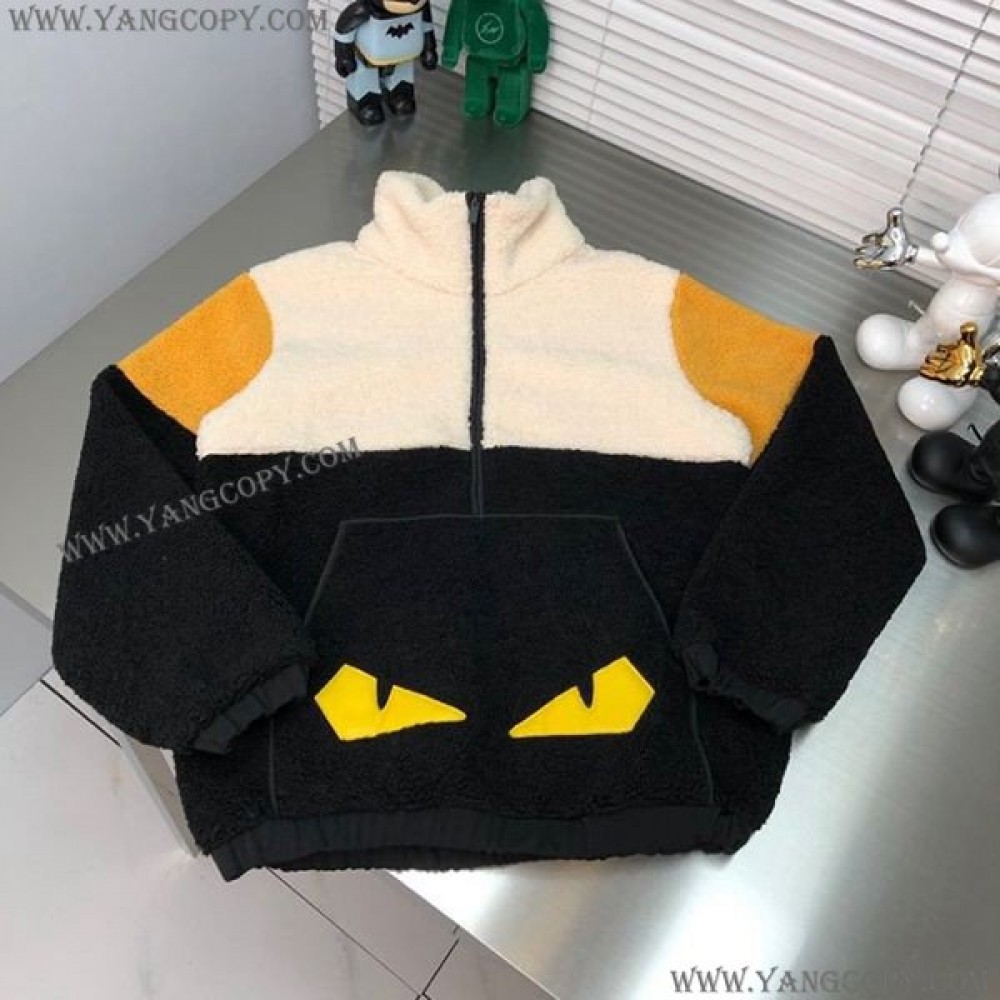 フェンディ 偽物 ブラックファブリック スウェットシャツ feu93536