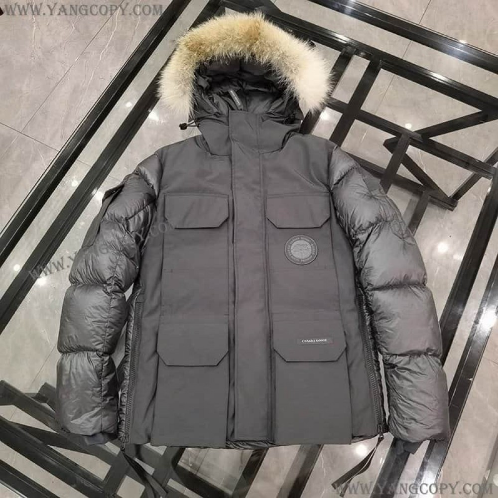 カナダグース スーパーコピー 黒ワッペン MACCULLOCHダウンジャケット Cao48924