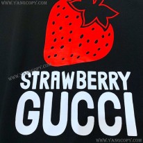 グッチ スーパーコピー 21AW STRAWBERRY ロゴ キラキラ スウェット gut54976