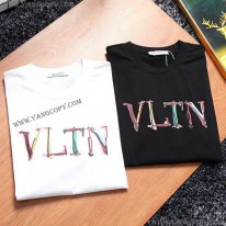 ヴァレンティノ スーパーコピー Tシャツ パロディ VLTN コットンロゴ Tシャツ Vuk85200