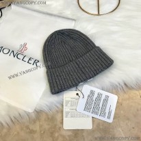 モンクレール 偽物 リブ ビーニー ロゴ パッチ ニット帽 mom30002